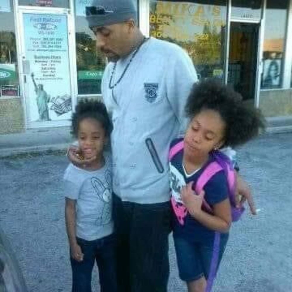 Meet your Posher, Claude